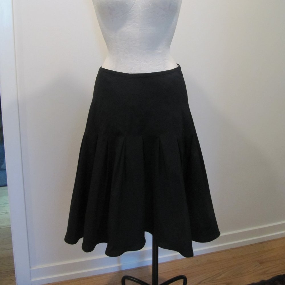 Price Drop ❣️ Tadashi Shoji Charcoal A-Line Skirt - Picture 6 of 6